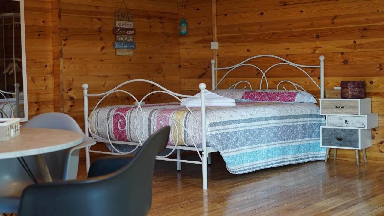 Happy Glamping Cy Agios Theodoros Exterior foto